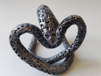 Змея статуэтка. Металл.